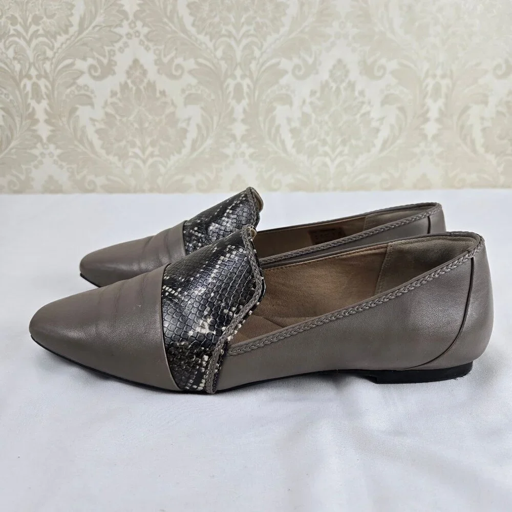 Rockport Women's Size 10 Dover Grey Aniumal Print Slip On Leather Loafer